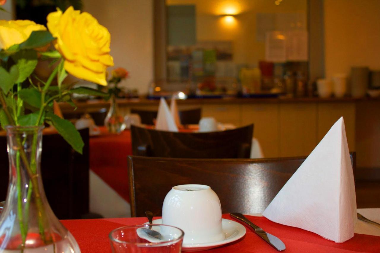 Cvjm Hotel Am Dom Lubeck Luaran gambar